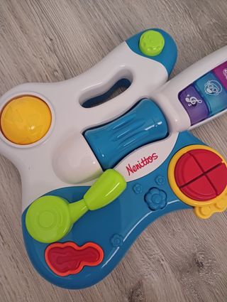 Guitarra de juguete