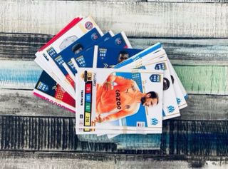 Pack Panini CROMOS ADRENALYN FIFA 365 001-404