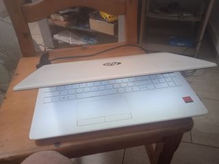 Vendo Portátil HP 8Gb de RAM