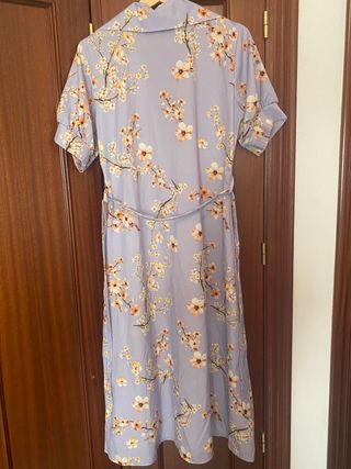 Vestido camisero con cinturón