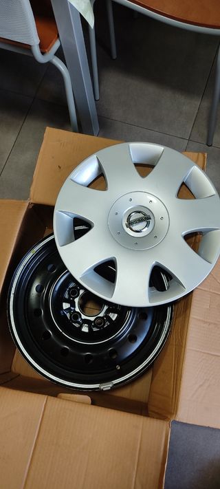 Llantas hierro Nissan Primera P12