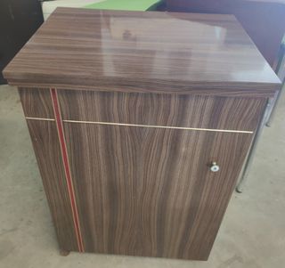 Maquina de coser Alfa Singer con mueble