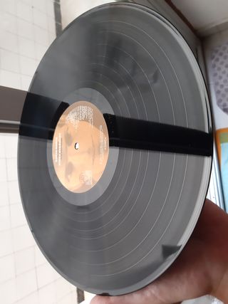 DISCOS DE BOWIE, IGGY POP, LOU REED...