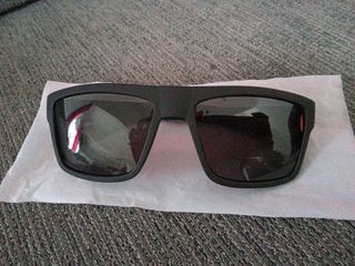 GAFAS DE SOL NUEVAS