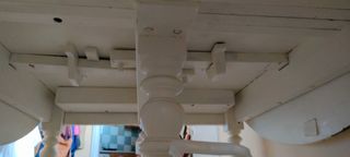 Mesa de madera ampliable.