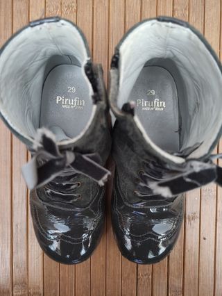 Botas niña de ante y charol nº 29