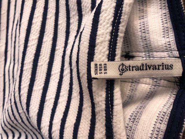 vestido de tubo a rayas