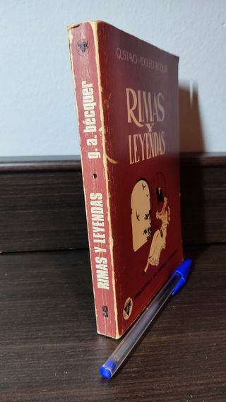 Gustavo Adolfo Bécquer. 2 libros.