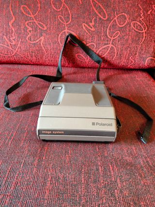 CÁMARA DE FOTOS POLAROID ANTIGUA