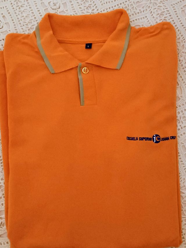 Polo johan cruyff escuela superior