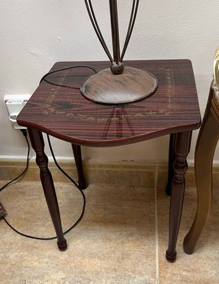 Mesita auxiliar de madera 