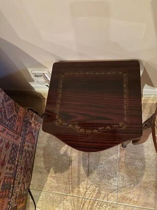 Mesita auxiliar de madera 
