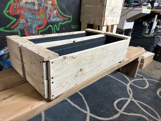 Jardineras a medida de envase con riego automatico