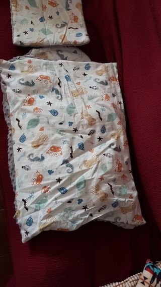 Reductor de cuna bebé