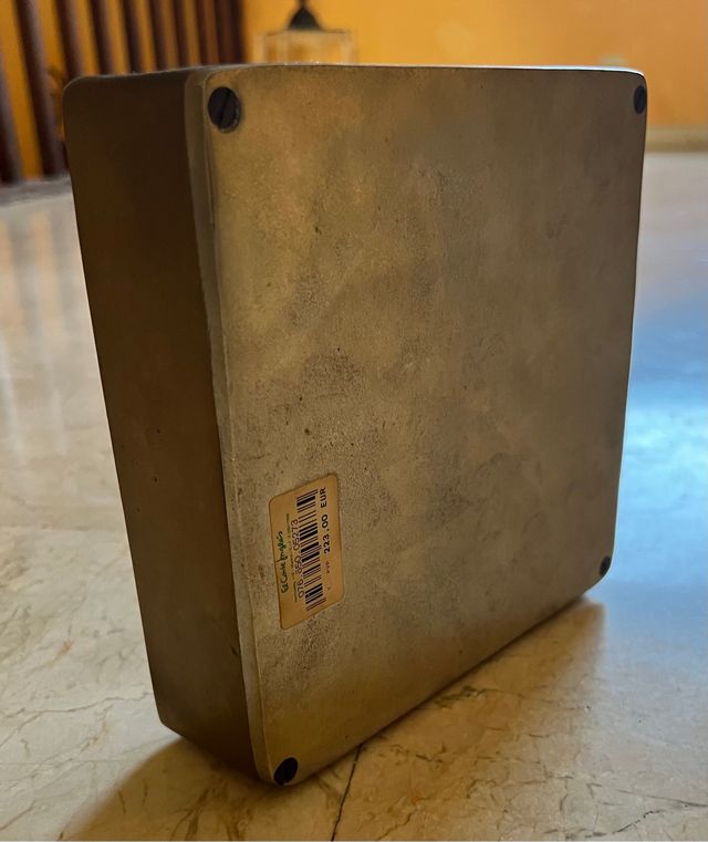 RELOJ DE LATON HIMALAYA 1DE MESA DE DAVID MARSHALL