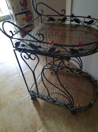 Camarera forja
