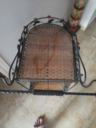 Camarera forja