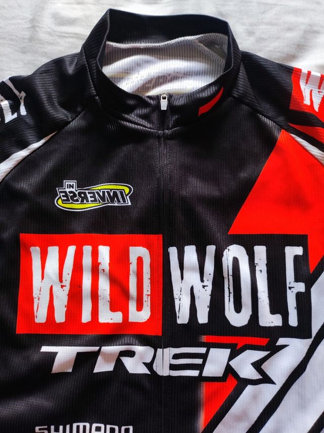 Maillot Trek.