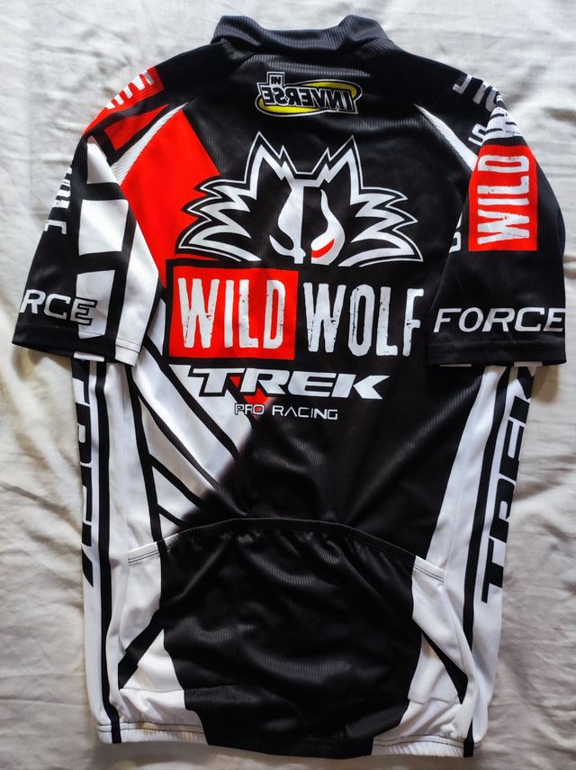 Maillot Trek.
