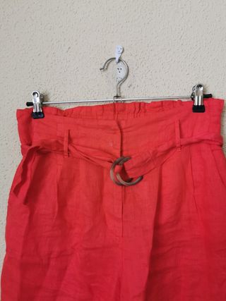 Bermuda chica talla 38 de Marina V.