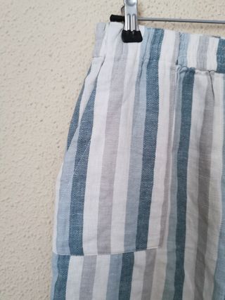 Bermuda chica talla S de Cortefiel.