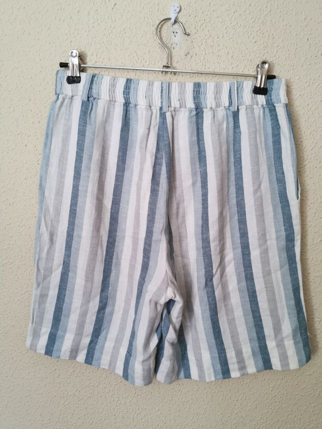 Bermuda chica talla S de Cortefiel.