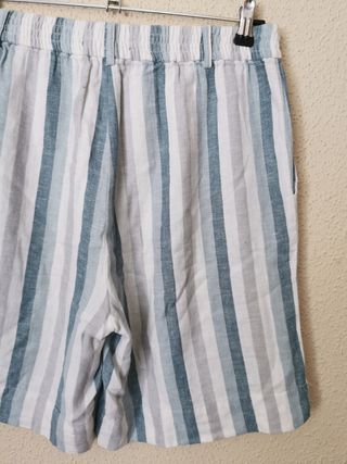 Bermuda chica talla S de Cortefiel.