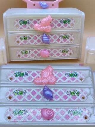 Muebles habitación Lady LovelyLocks © 1987 TCFC