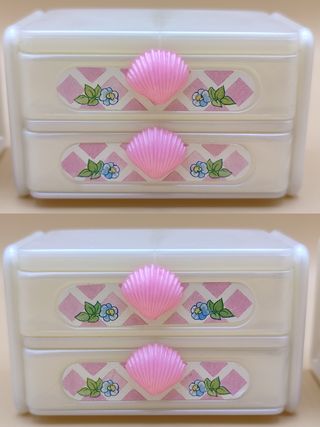 Muebles habitación Lady LovelyLocks © 1987 TCFC