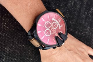 Reloj negro