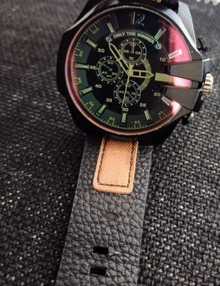 Reloj negro