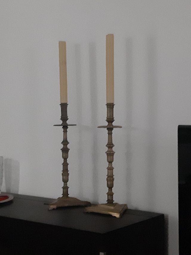 Pareja portavelas bronze