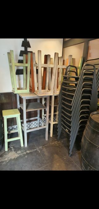 Restaurante, Mesas, Sillas, lavavajillas, nevera