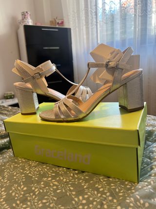 Sandalias fiesta plata sin estrenar
