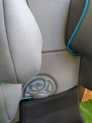 Silla de coche niño solution fic cybex