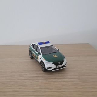 Renault Arkana Guardia Civil 1/43