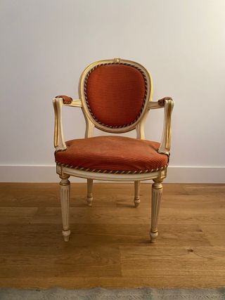 Dos sillones estilo Luis XVI