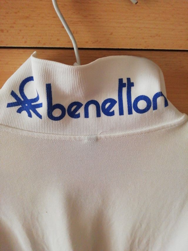 Polo Benetton talla XL. 