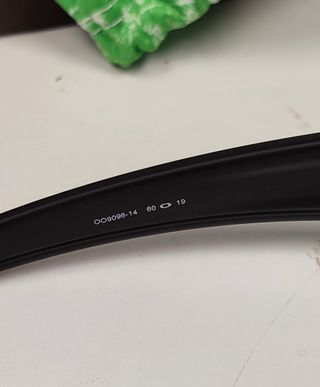 OFERTA - Gafas de sol Oakley Fuel Cell Brasil