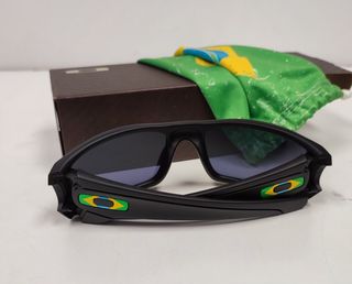 OFERTA - Gafas de sol Oakley Fuel Cell Brasil