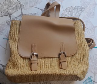 Mochila de rafia