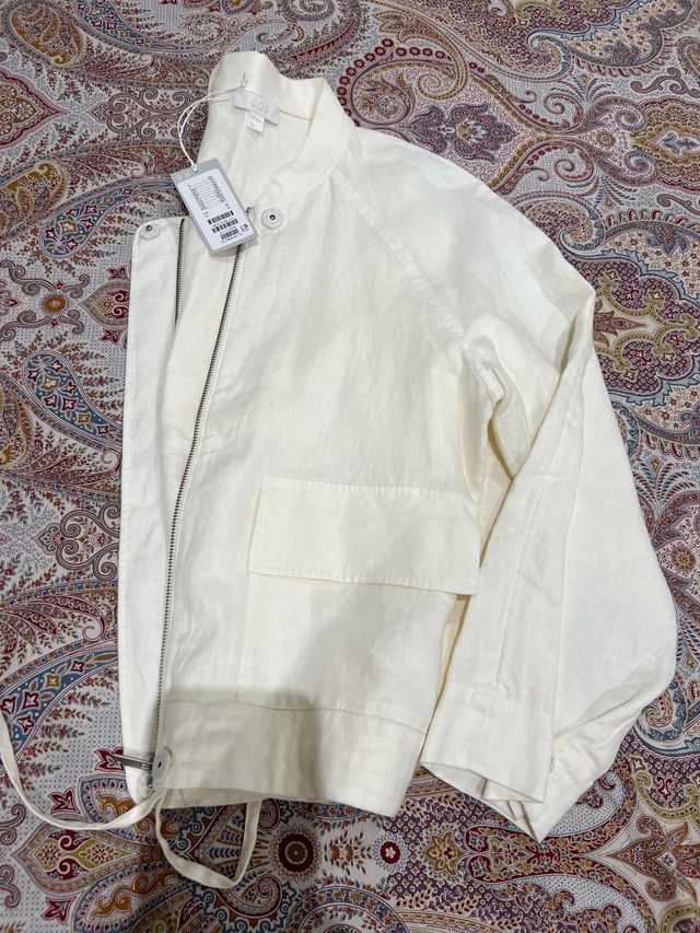 Cazadora/ chaqueta lino. Talla mas que una S.