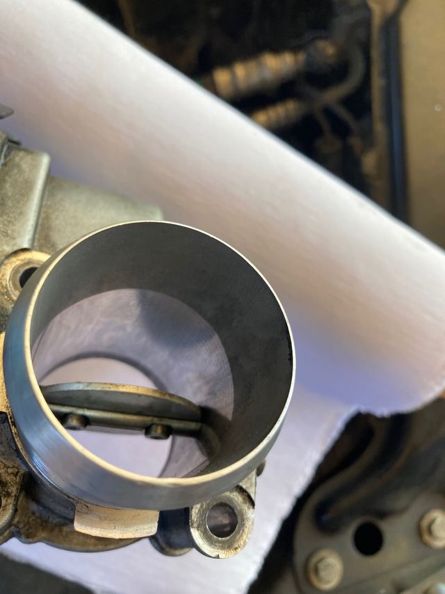 Caja mariposa para varios modelos compatibles