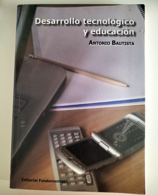 Libro Desarrollo tecnológico y educacion