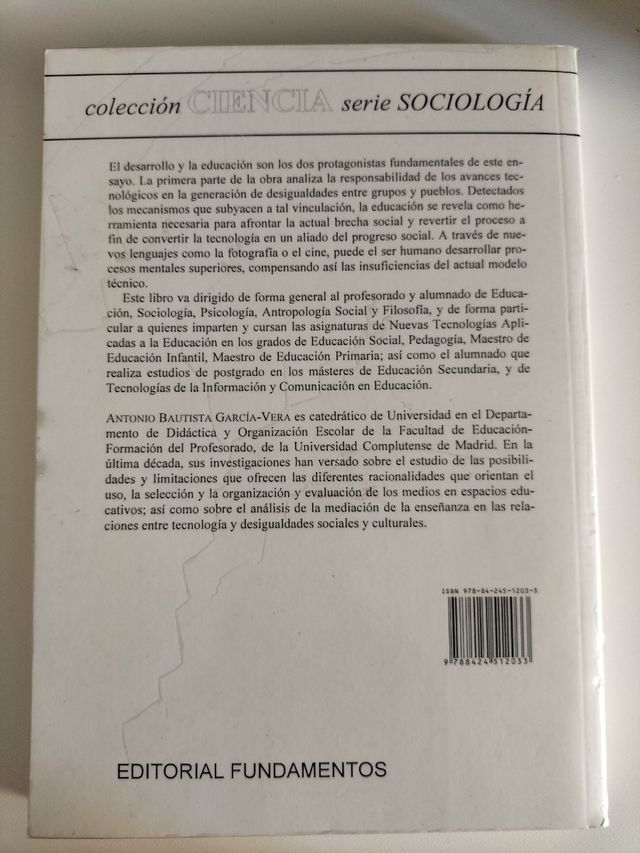 Libro Desarrollo tecnológico y educacion