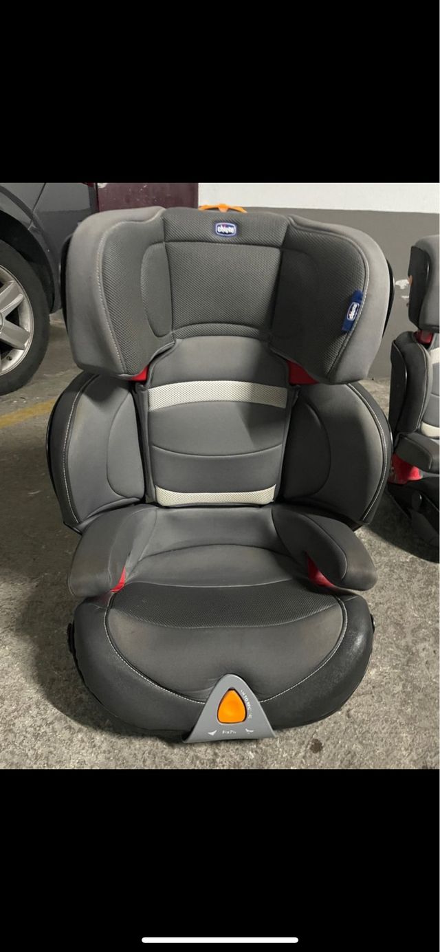 SILLA COCHE CHICCO CON ISOFIX + ALZADOR