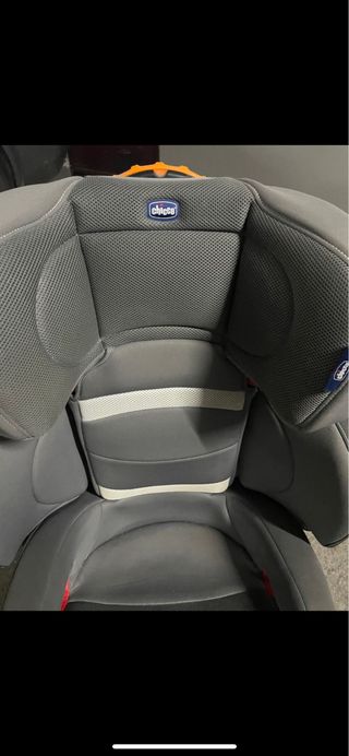 SILLA COCHE CHICCO CON ISOFIX + ALZADOR
