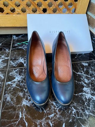 Zapatos azul marino de hispanitas 