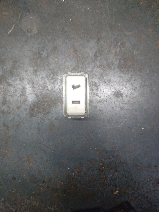 Presa polarizata biticino