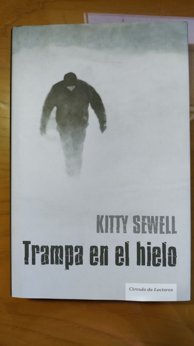 Trampa en el hielo. Kitty Sewell